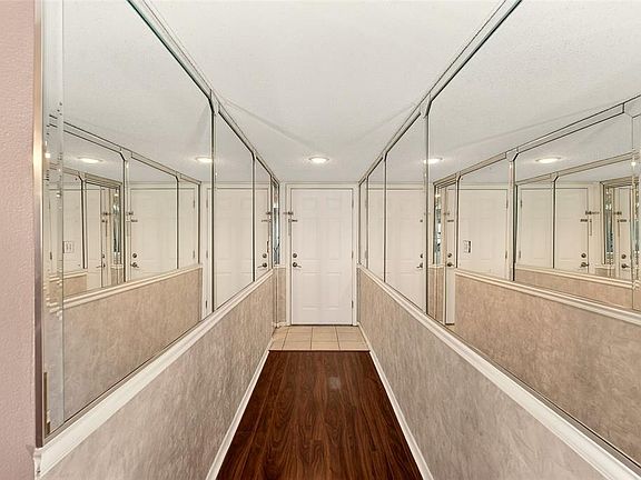 3rd image of 12300 PARK BOULEVARD #116