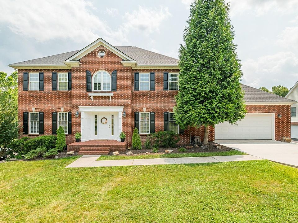 1st image of 535 Lady Slipper Ln