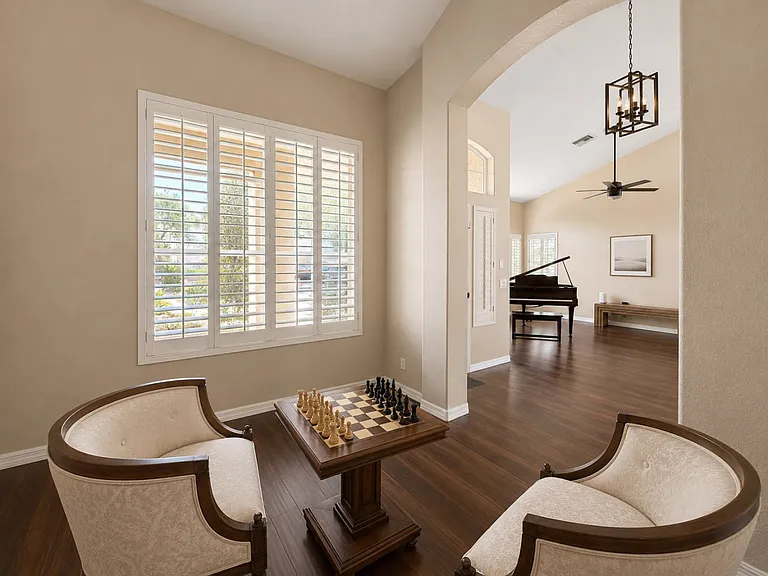 6126 E Juniper Ave — Photo 8