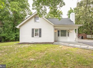 6159 Howells Rd, Alexandria, VA 22310