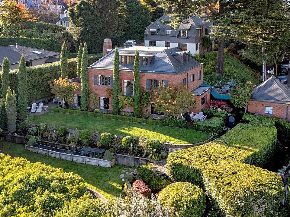 1st image of 1490 SW Clifton St