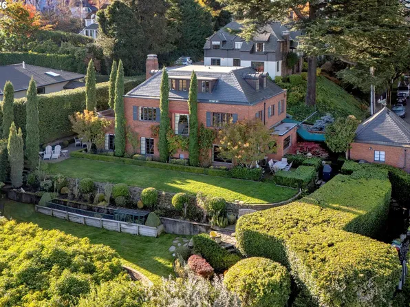 1490 SW Clifton St, Portland, OR 97201