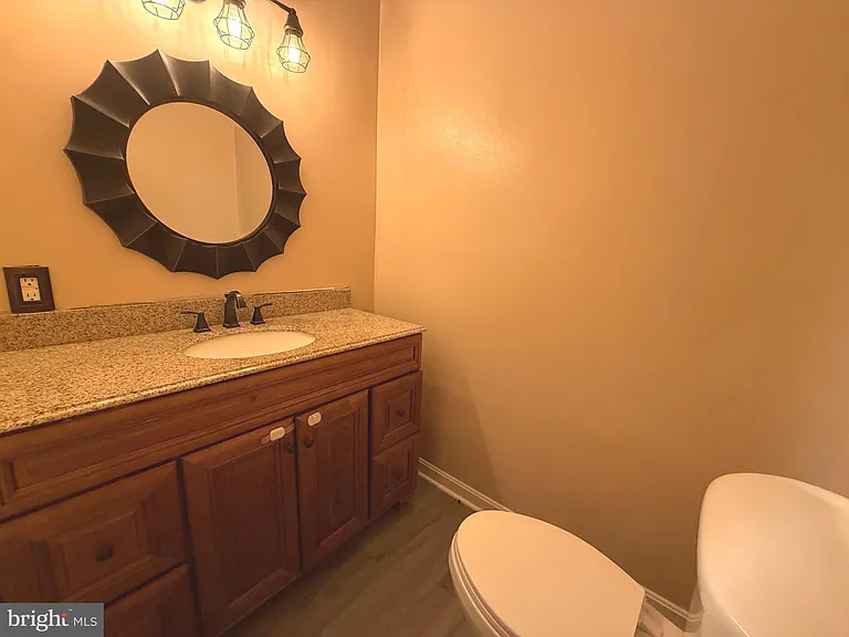 2063 Red Spruce Ct — Photo 12