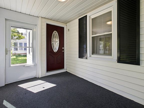 4th image of 20 Mansion Rd