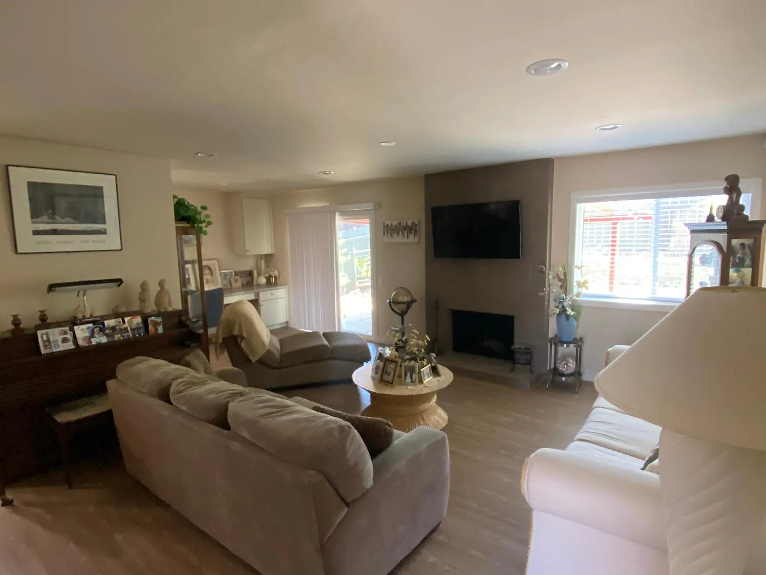 4 bed, 1478 sqft, $4,500 — Photo 2