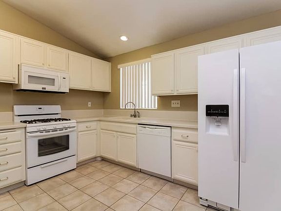 5th image of 33912 Barrengo Dr