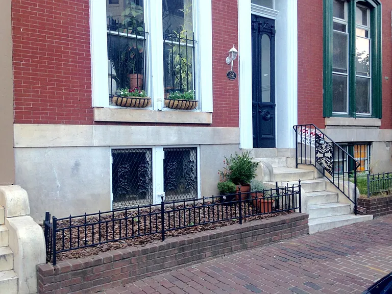 32 E Preston St #A — Photo 4
