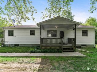 8481 S Clark Rd, Nashville, MI 49073