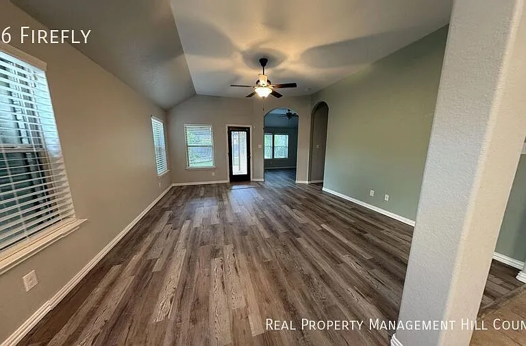 106 Firefly Ct — Photo 13