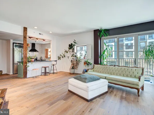 837 N 2nd St APT 202, Philadelphia, PA 19123