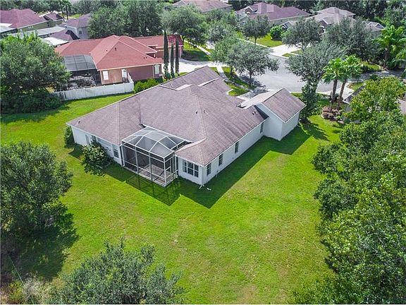 4th image of 1004 Emerald Hill Way