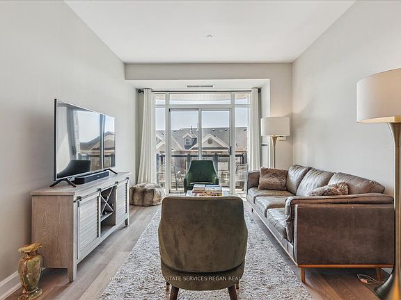 2nd image of 216 Oak Park Blvd #302