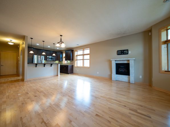 852 Berwood Ave W