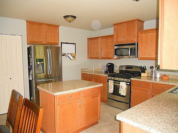4th image of 1906 Kelowna Pl SE
