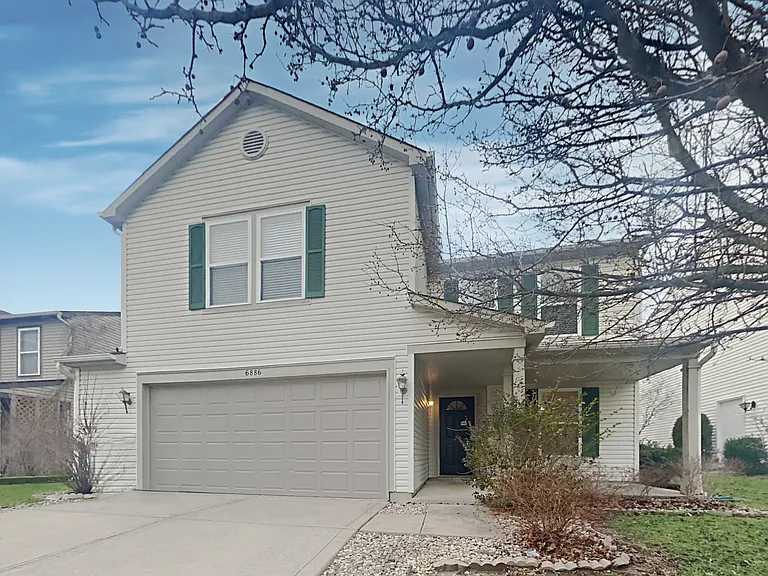6886 Merritt Ridge Way — Photo 1