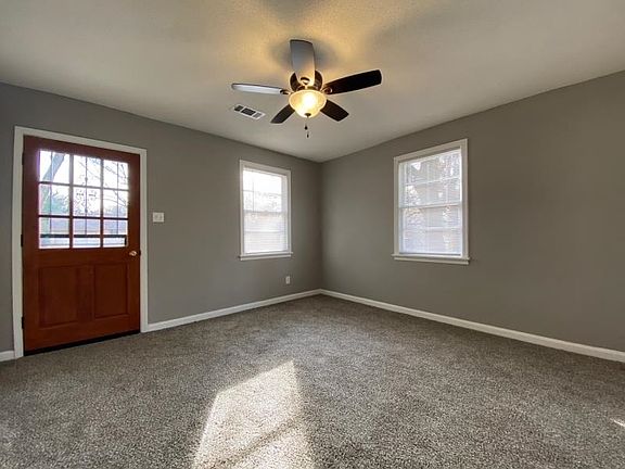4th image of 402 Jacklyn Ave