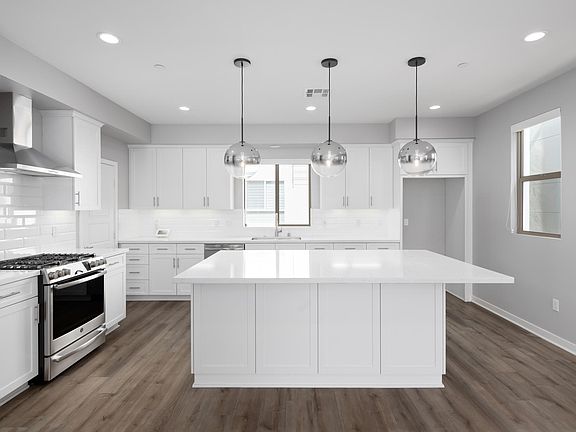 2nd image of 19542 Empire Ln #1