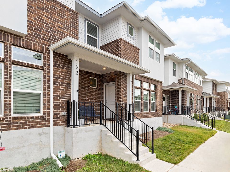 1st image of 605 W South St #15
