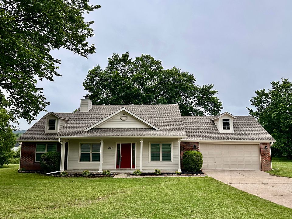 1st image of 2137 E Stanwyk Dr