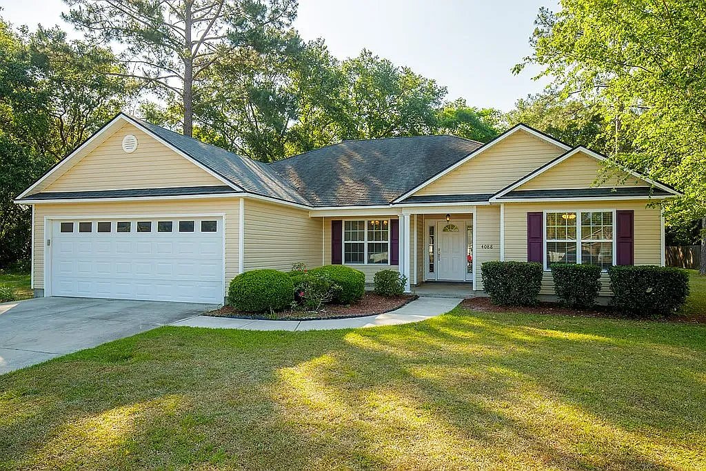4 bed, 1657 sqft, $2,150 — Photo 2