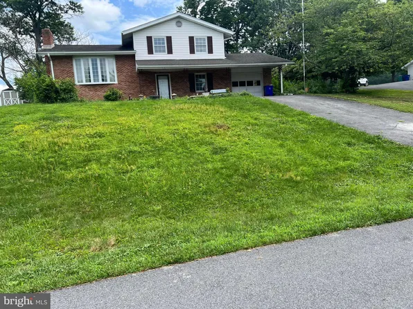 4510 Willow Tree Dr, Middletown, MD 21769