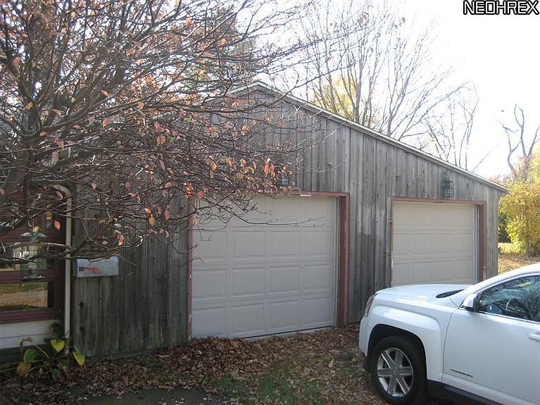 2nd image of 139 24th St NW