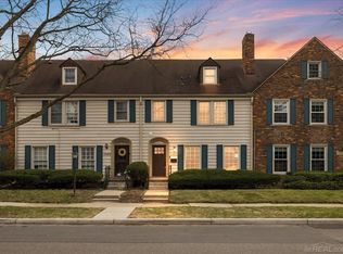 17440 Maumee St, Grosse Pointe, MI 48230