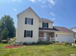 1930 Fieldstone, Washington, IL 61571