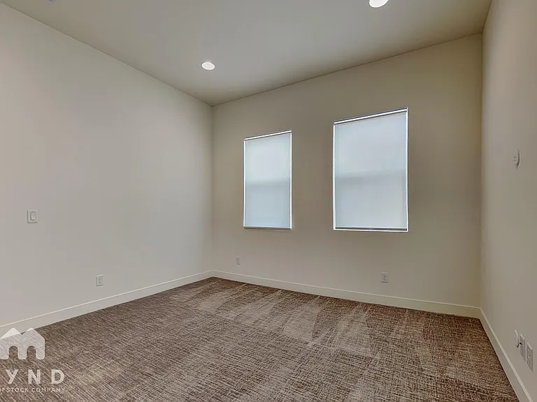 6807 E Orion Dr — Photo 18
