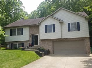 5910 S Foxwood Ln, Bloomington, IN