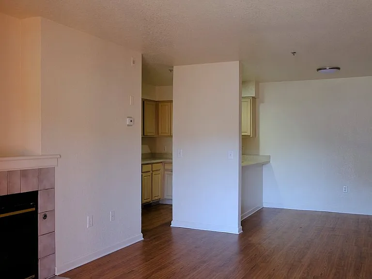 Ivy Hill Townhomes — Photo 11