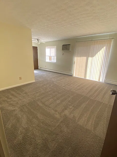 1 bed, 540 sqft, $815 — Photo 2