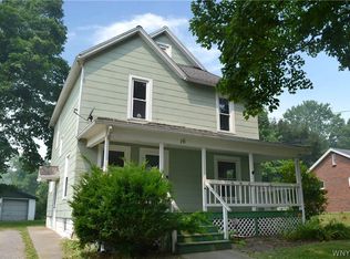 16 Prospect St, Corfu, NY 14036