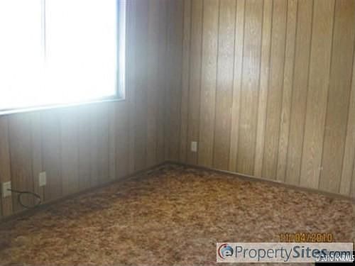 2nd image of 118 California St