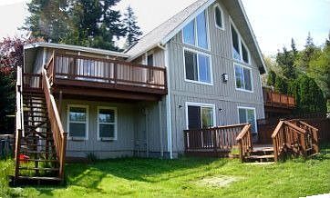 1st image of 207 Conant Dr N