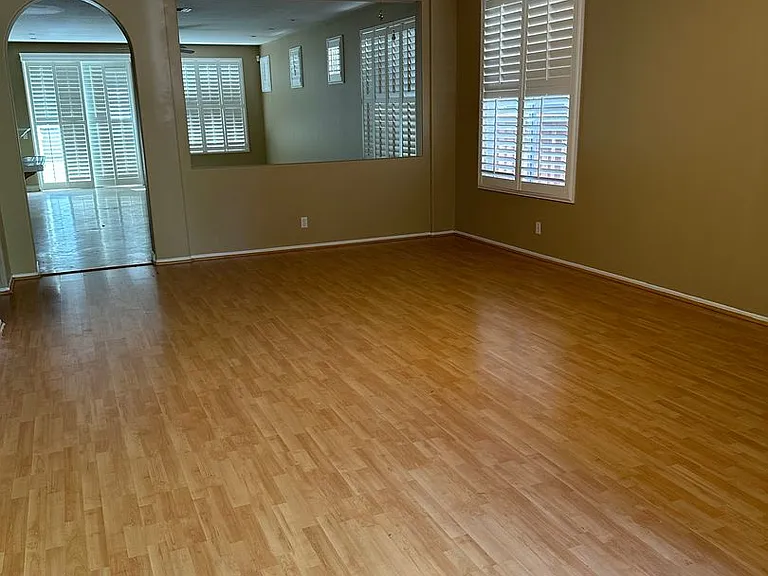 32025 Calle Galarza — Photo 2