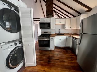 84 Vine St #3, East Providence, RI 02914