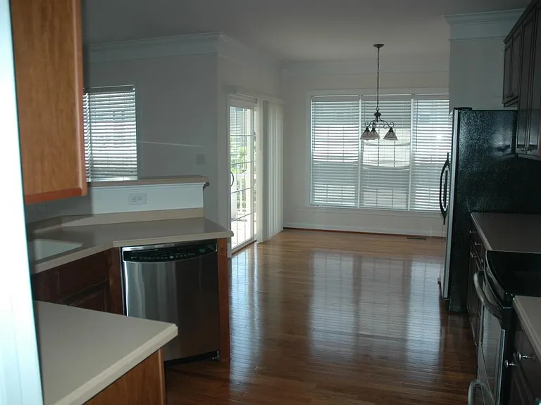 705 Kirkeenan Cir — Photo 10