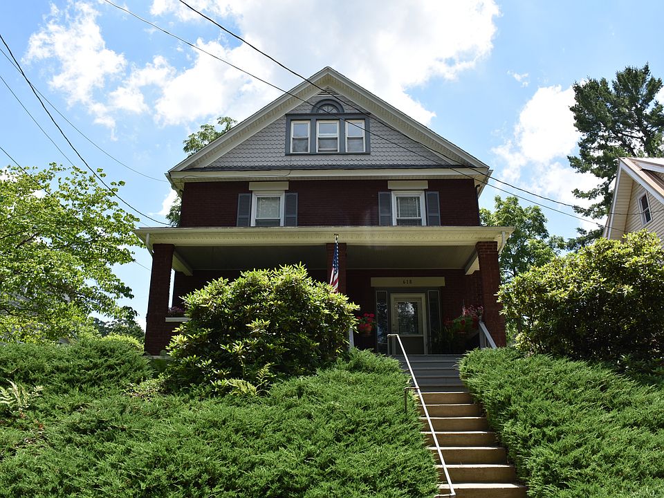 1st image of 618 Walnut St