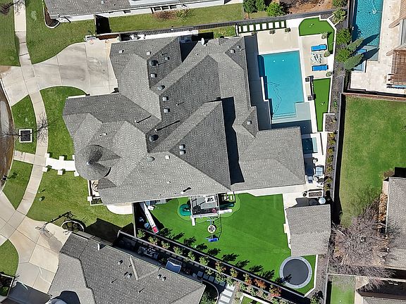 3rd image of 1865 Bareback Ranch Rd