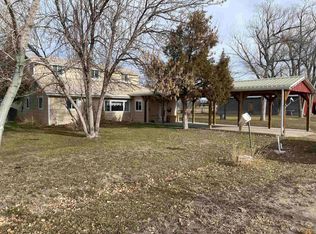 610 Lawrence St, Edgemont, SD 57735