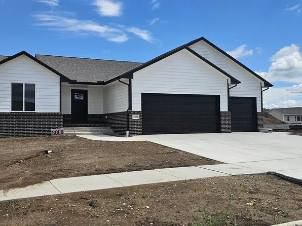 1828 S Lynnrae St, Wichita, KS 67207