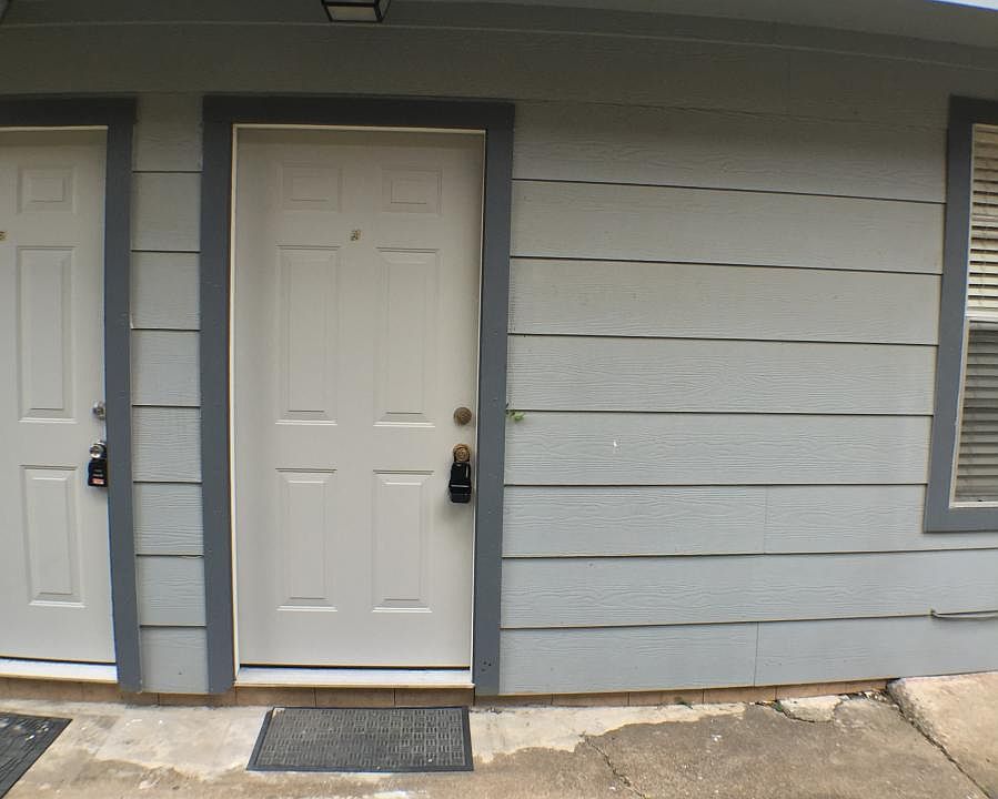 1st image of 1968 1/2 W Dallas St APT A