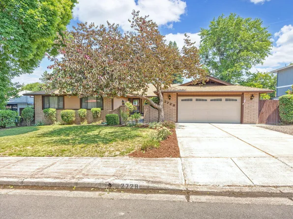 2728 Hawaiian Ave, Medford, OR 97504