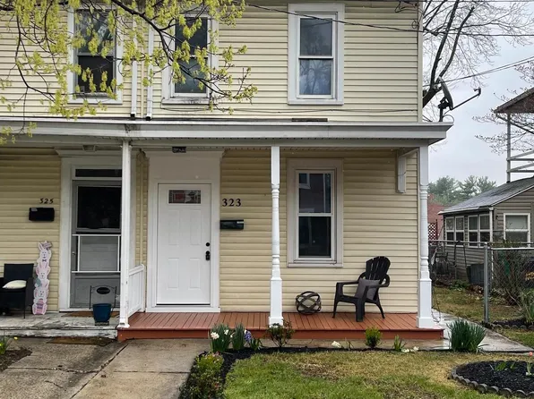 323 N College St, Carlisle, PA 17013