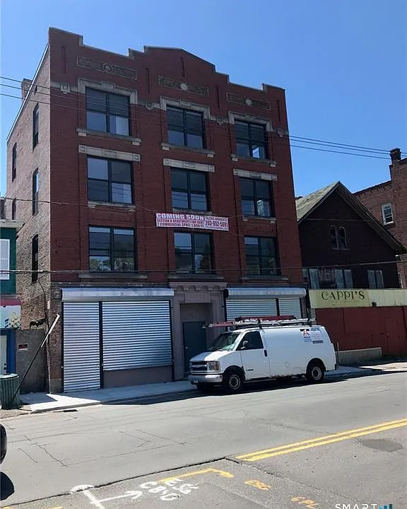 712 E Main St #3A