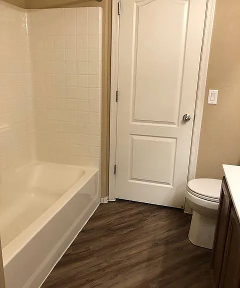 802 S 112th Ave — Photo 23