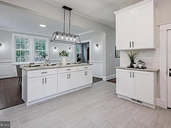 5603 Merville Ave — Photo 15