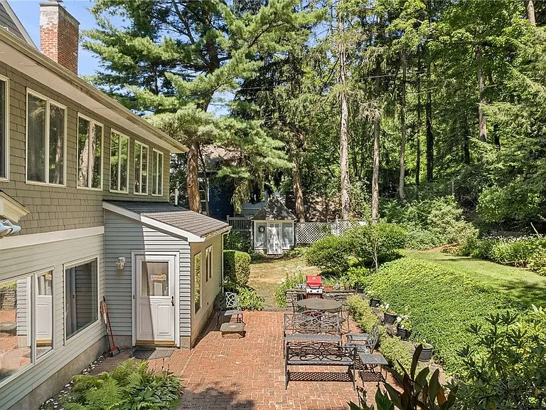 Forest Home Dr — Photo 4