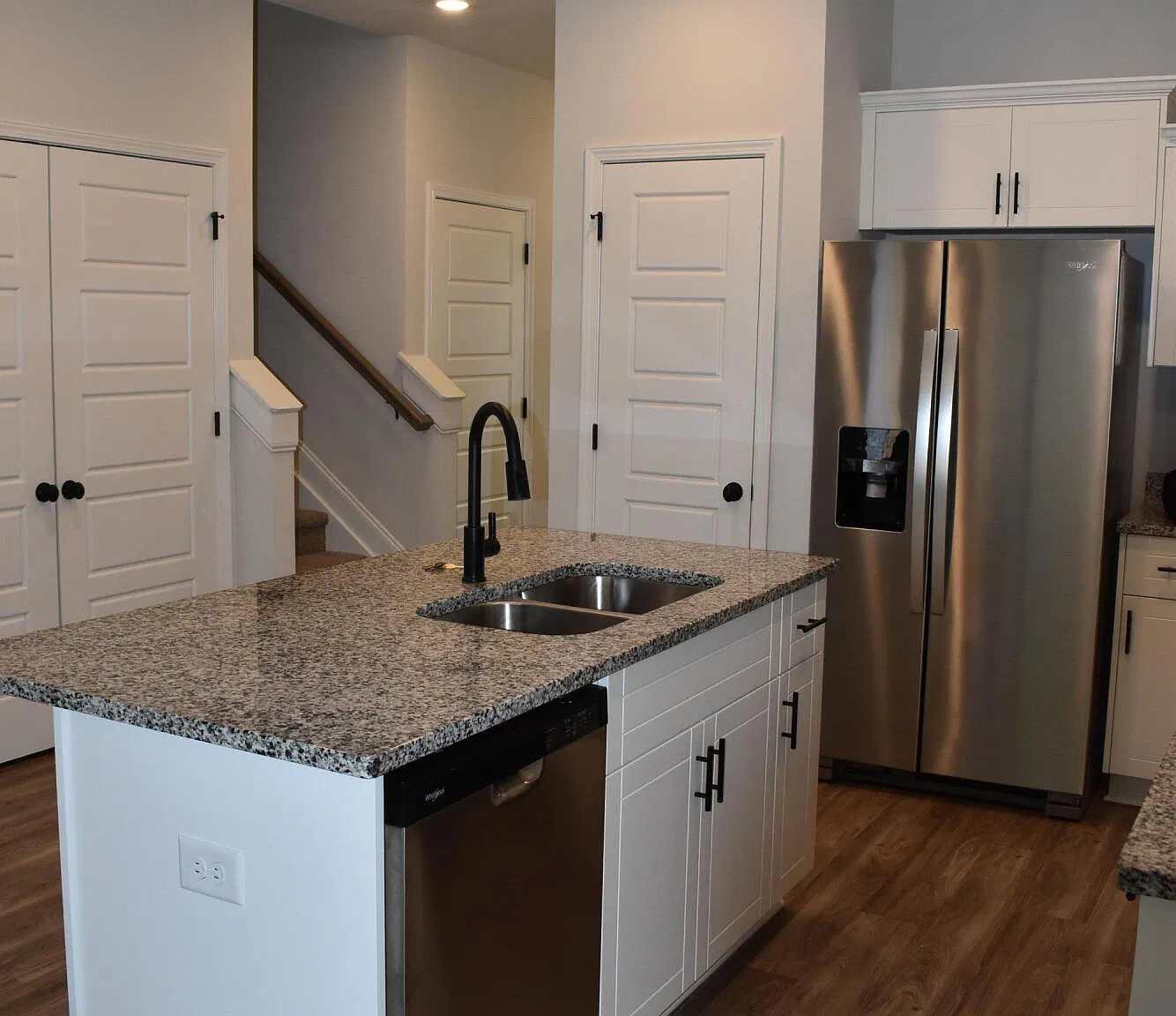 3 bed, 3.0 bath, 1518 sqft, $1,695 — Photo 3